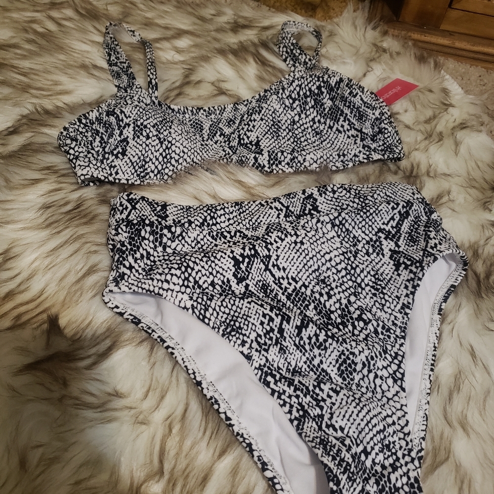 2 piece swimsuit